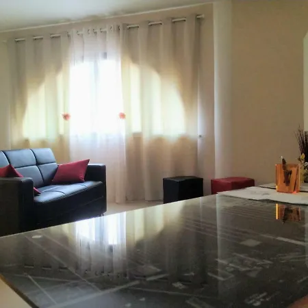 Apartment White House *